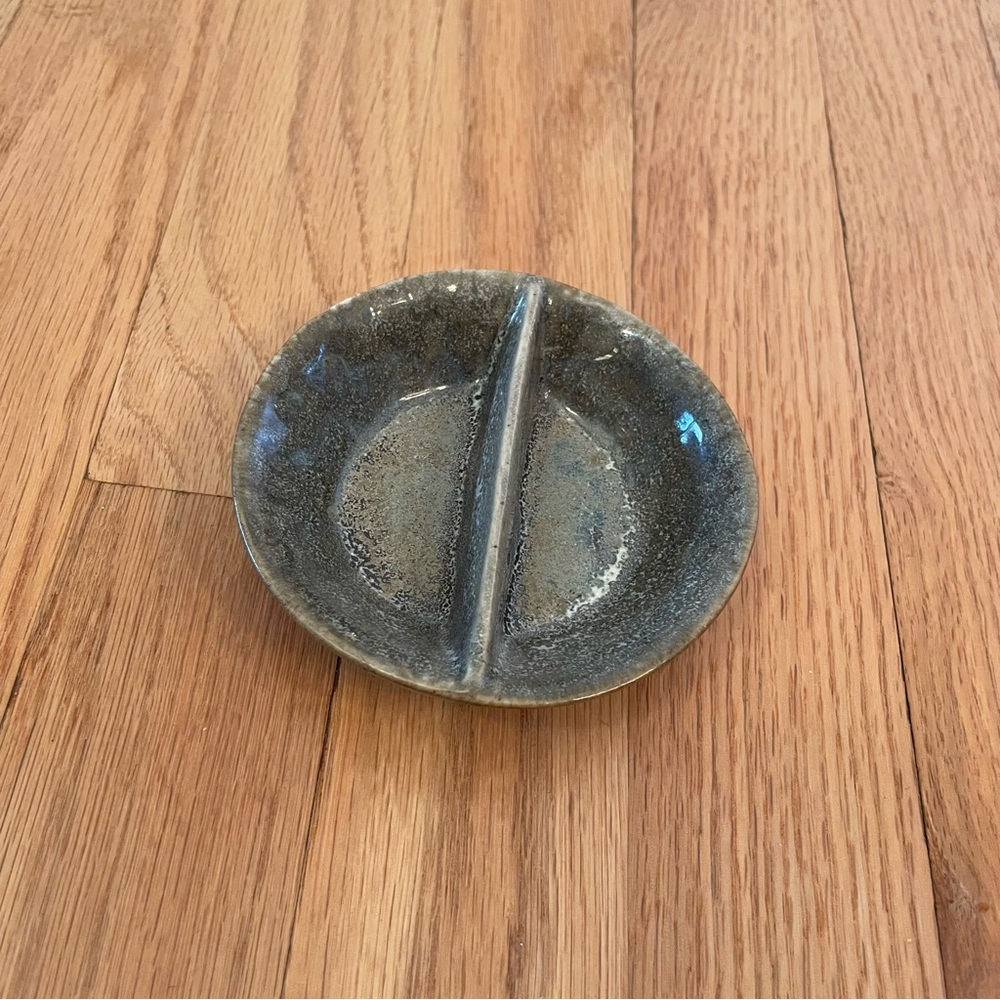 trinket tray green/gray 4in x 4in x 1.5in